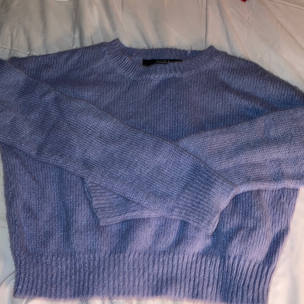 Forever 21 cropped baby blue knit sweater